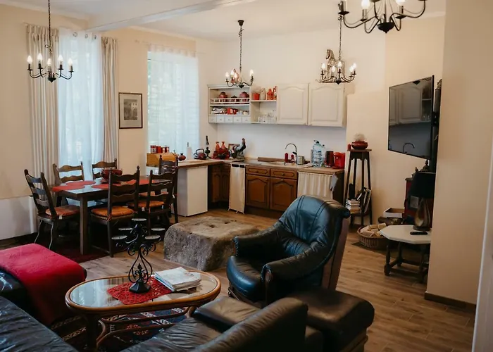 Magiczna Kuznia Δωμάτια σε οικογενειακή κατοικία Stara Kamienica