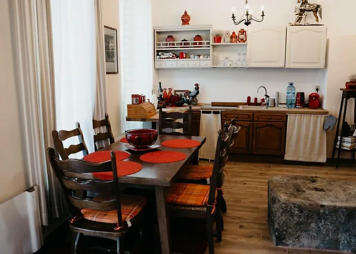 Δωμάτια σε οικογενειακή κατοικία Magiczna Kuznia Stara Kamienica